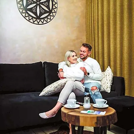 Maciejowe Wzgorze Widok Lubon * Otel